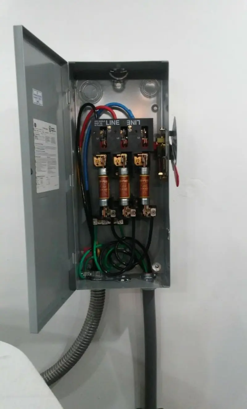 Three-phase disconnect switch installed for Electrical Wiring & Rewiring in Woodcrest